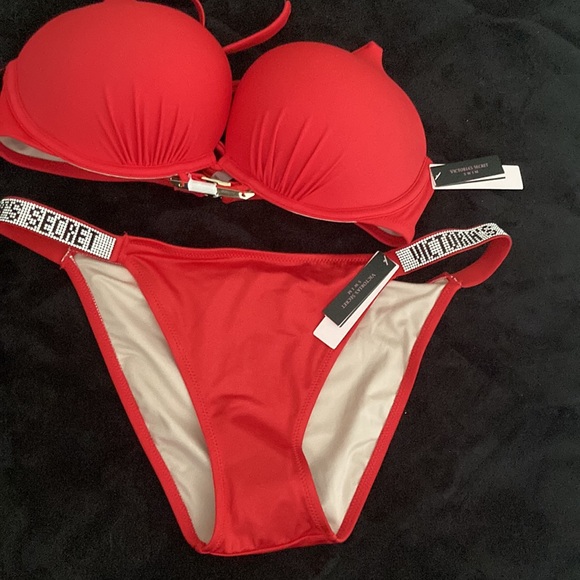 VS bombshell bikini red - Picture 11 of 11